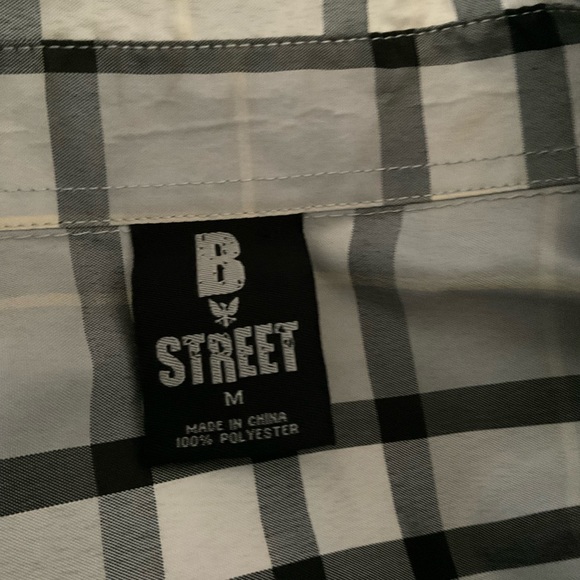 B Street button down shirt M - Picture 2 of 4